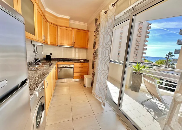 Prime Beachfront Living 2Br - Sea View, Large Balcony & Private Garage