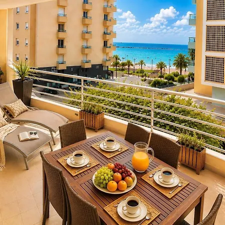 Prime Beachfront Living - Large Ocean View Balcony