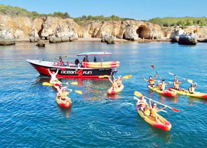 Prime Beachfront Living - Sea View, Large Balcony & Private Garage *